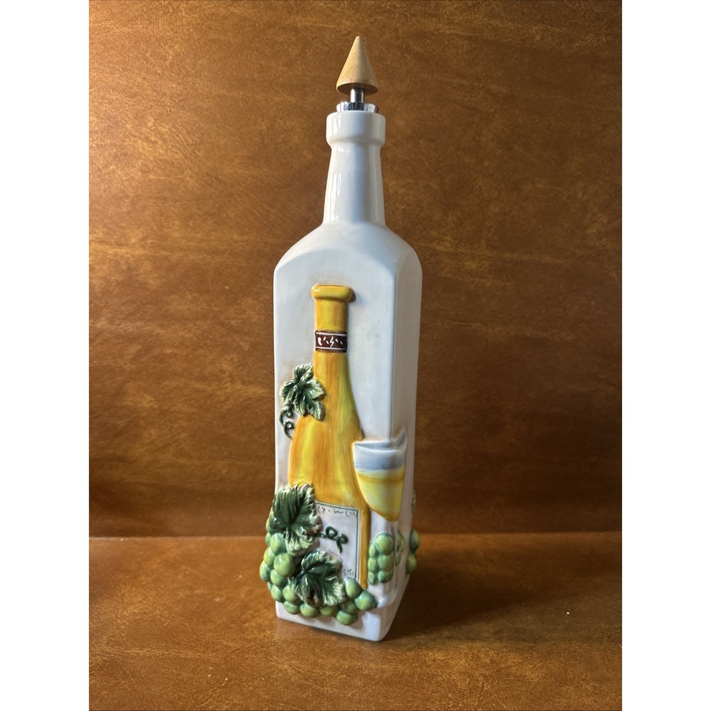 BELLA CASA BY GANZ 3D FRUITS OIL BOTTLE Wine, And Grapes  RARE!!!